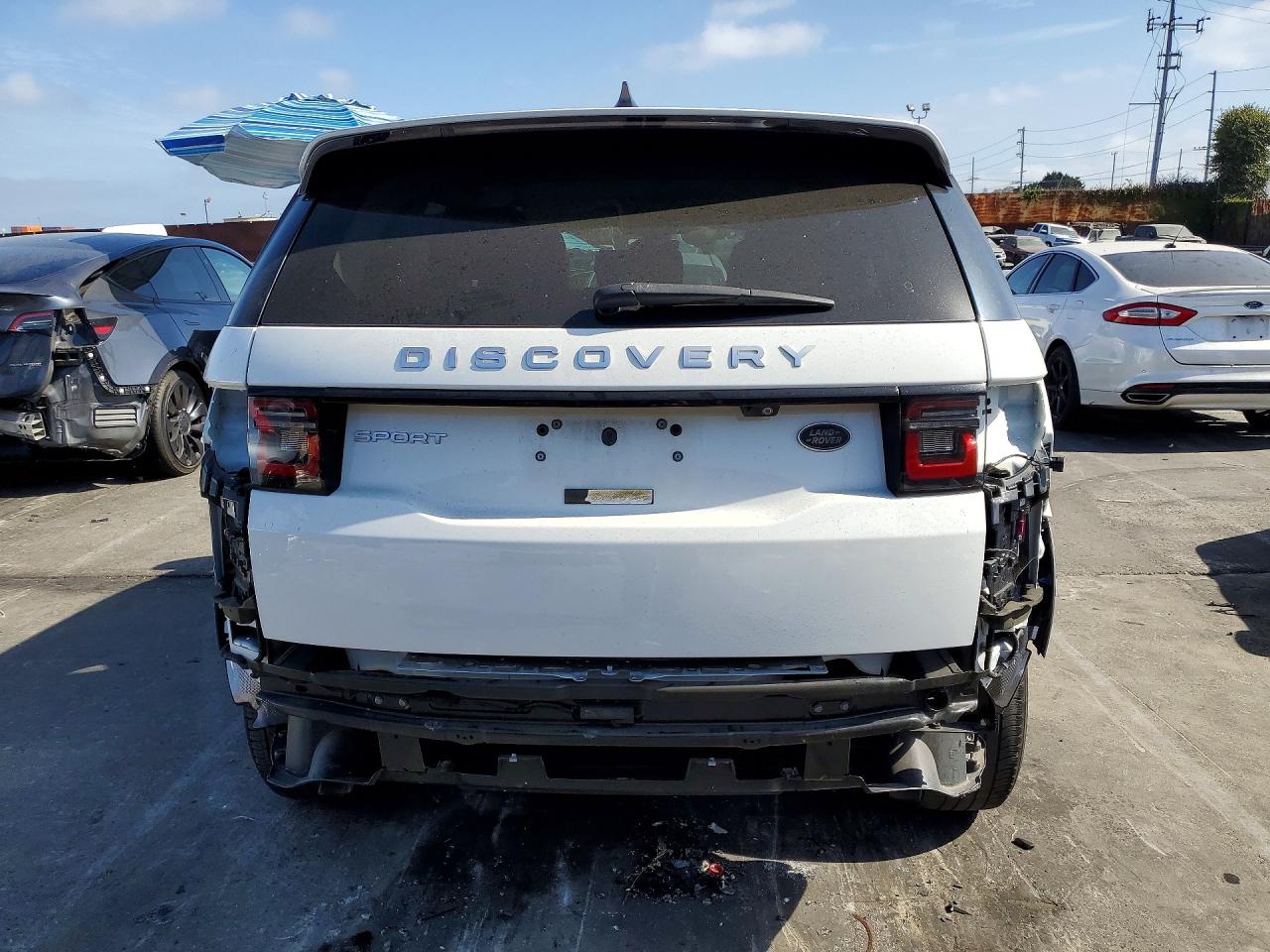 2022 LAND ROVER DISCOVERY