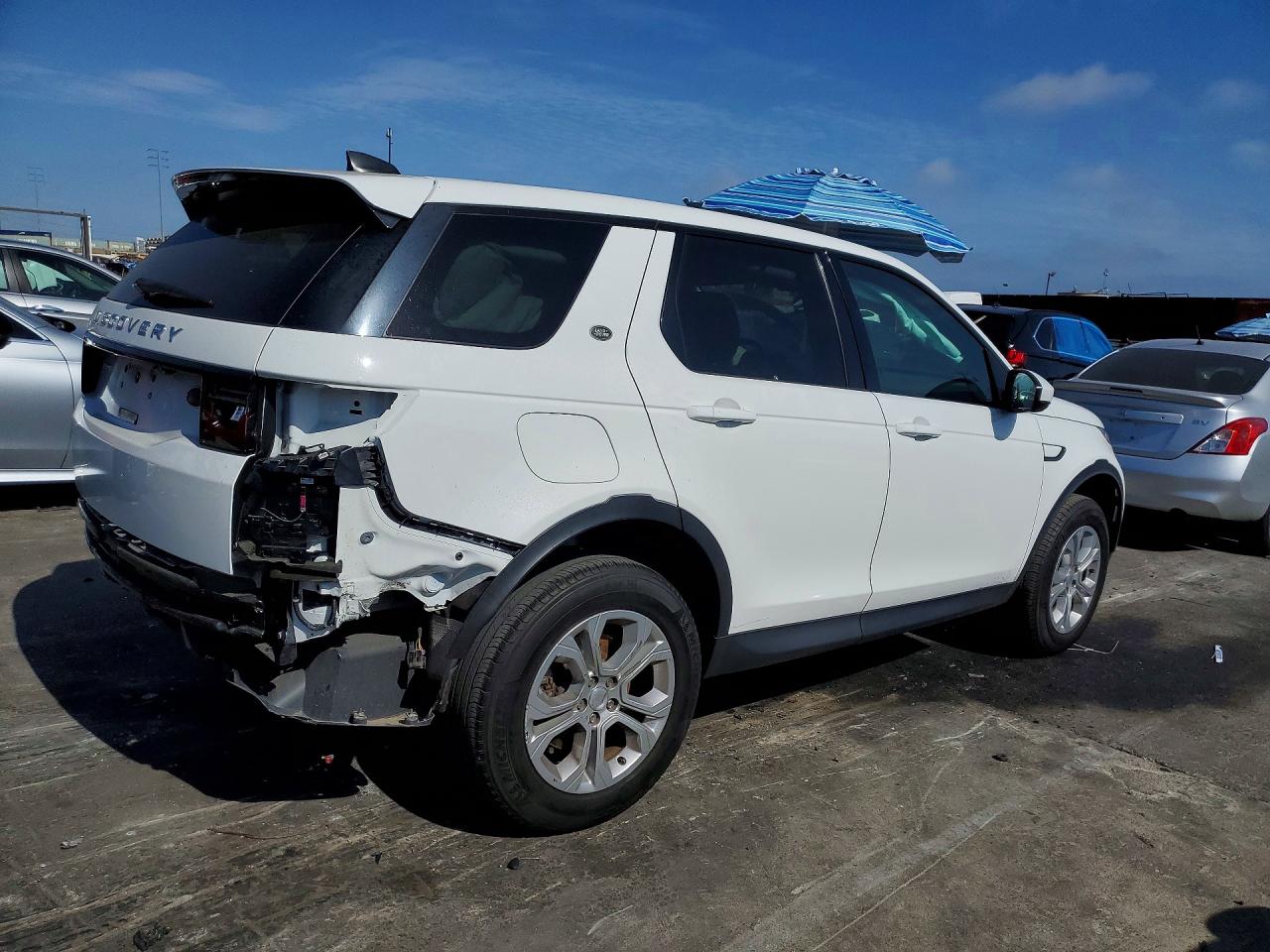 2022 LAND ROVER DISCOVERY