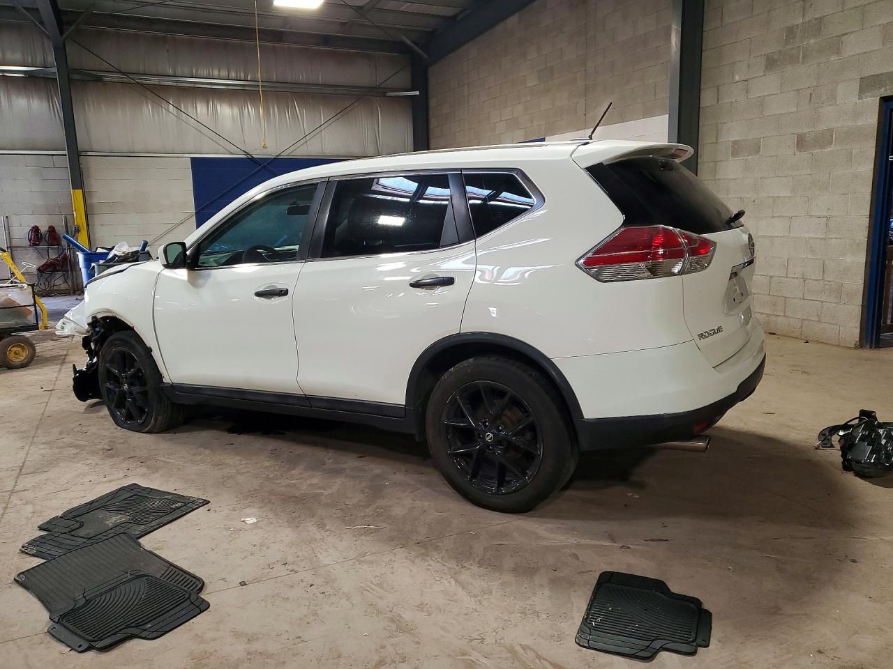 2016 NISSAN ROGUE