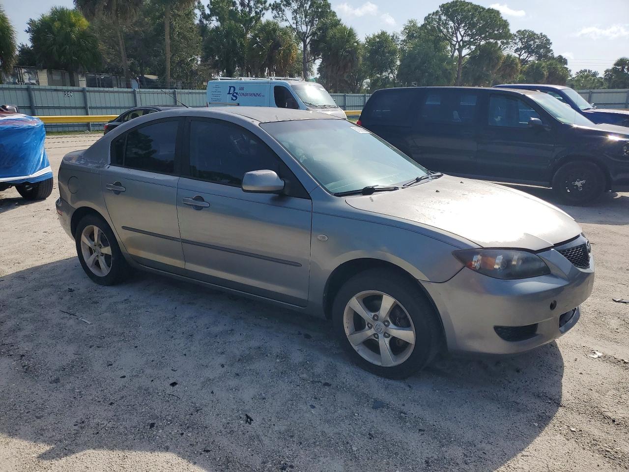 2006 MAZDA 3