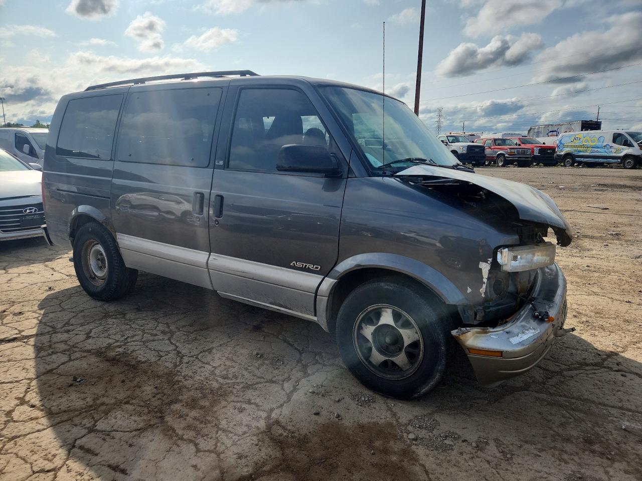 2000 CHEVROLET ASTRO