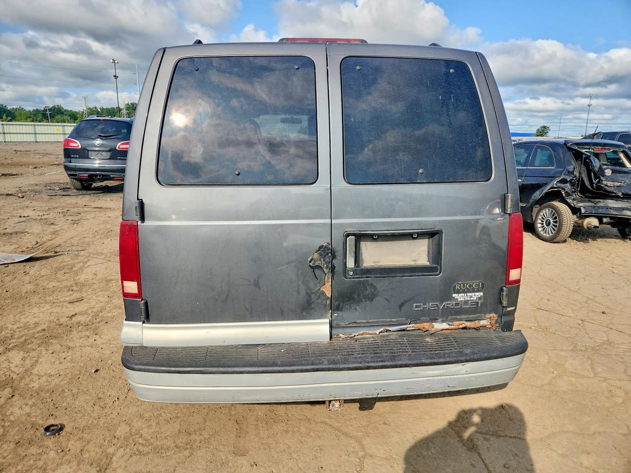 2000 CHEVROLET ASTRO