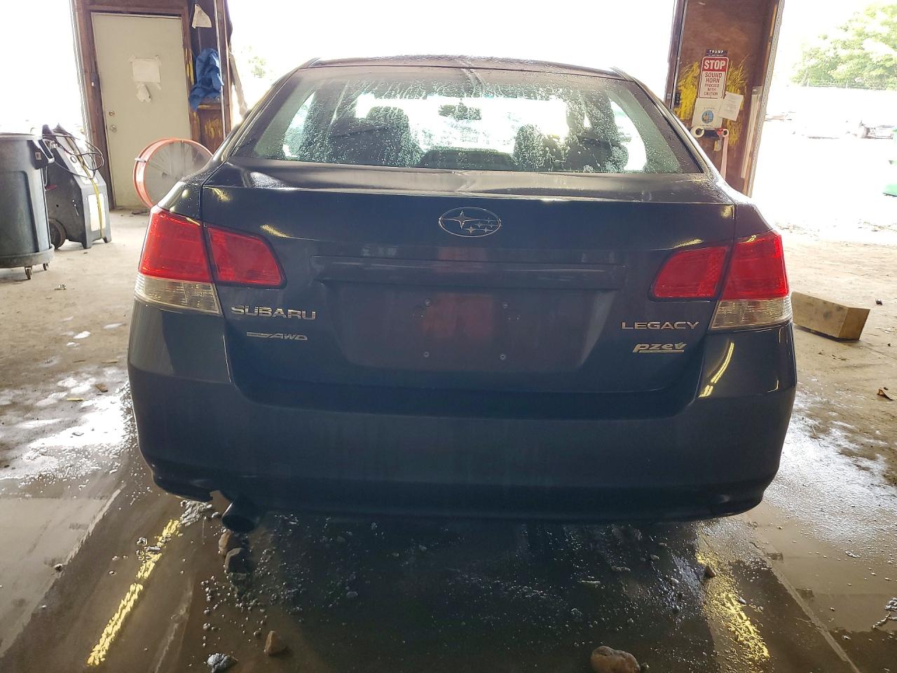 2012 SUBARU LEGACY