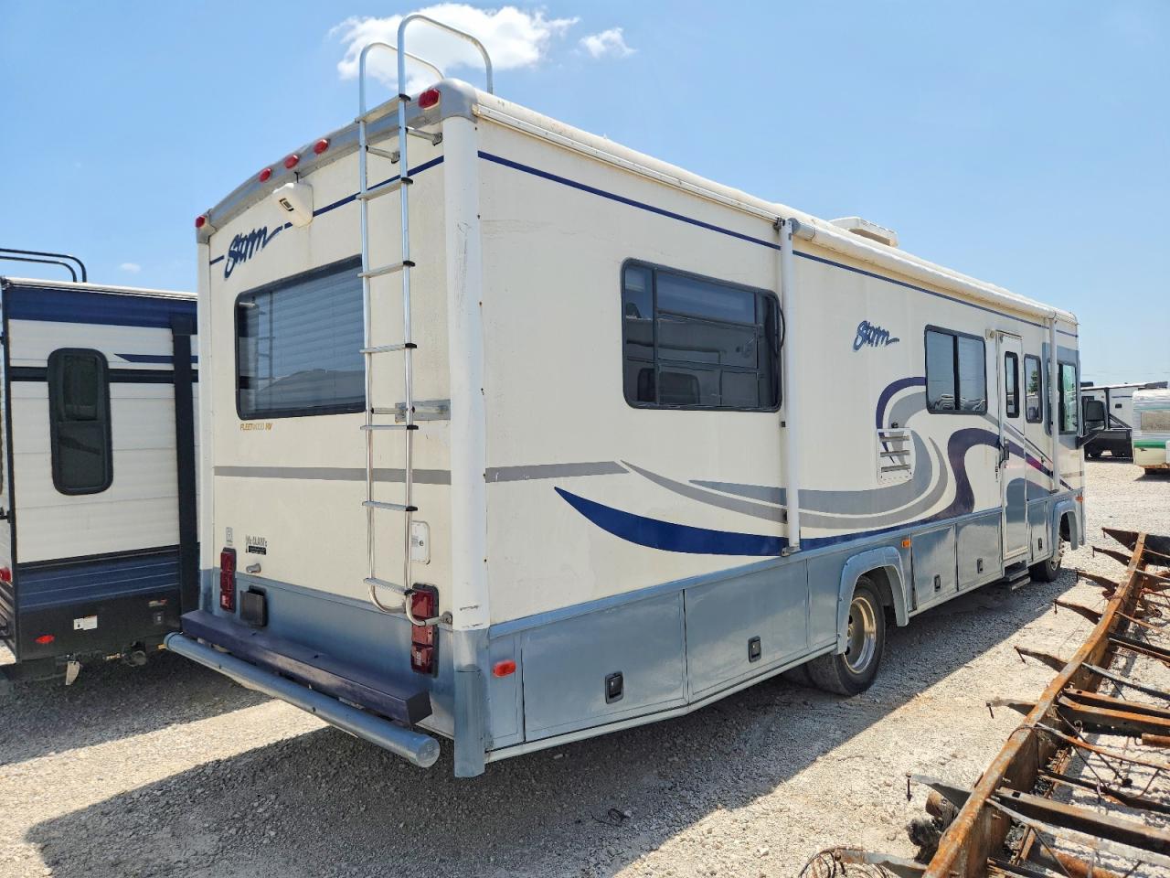 2000 WORKHORSE CUSTOM CHASSIS ALL OTHER