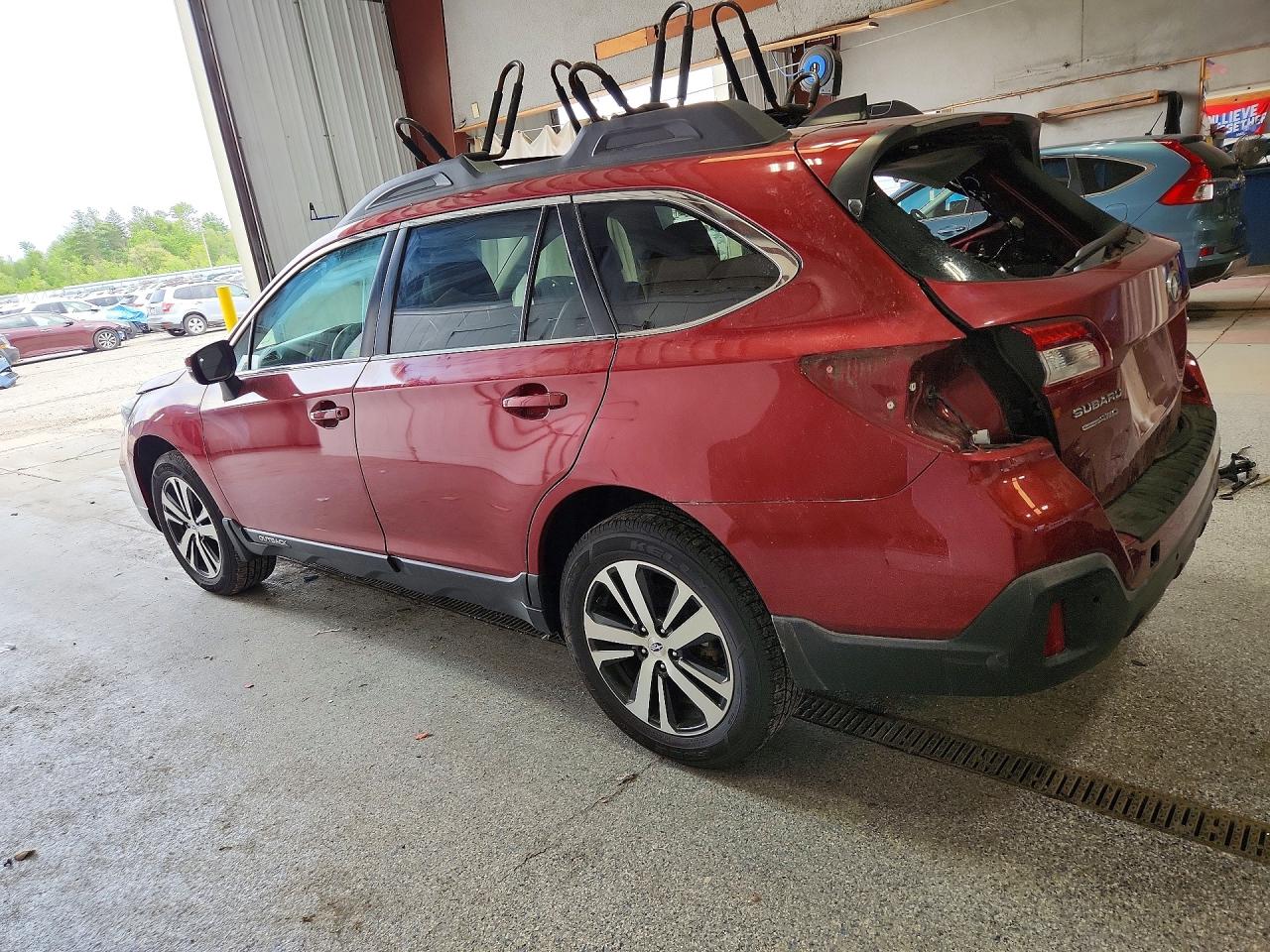 2018 SUBARU OUTBACK