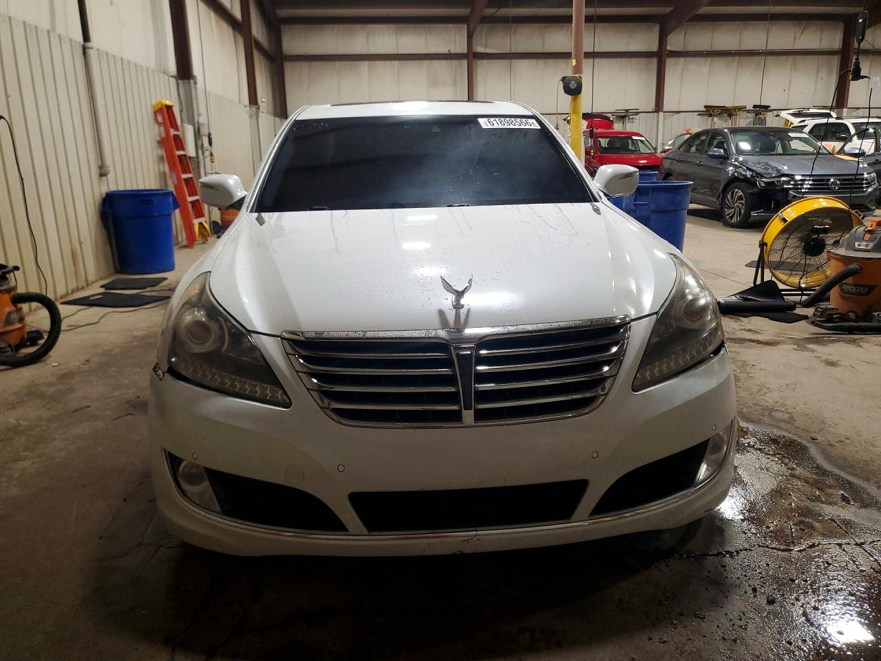2014 HYUNDAI EQUUS