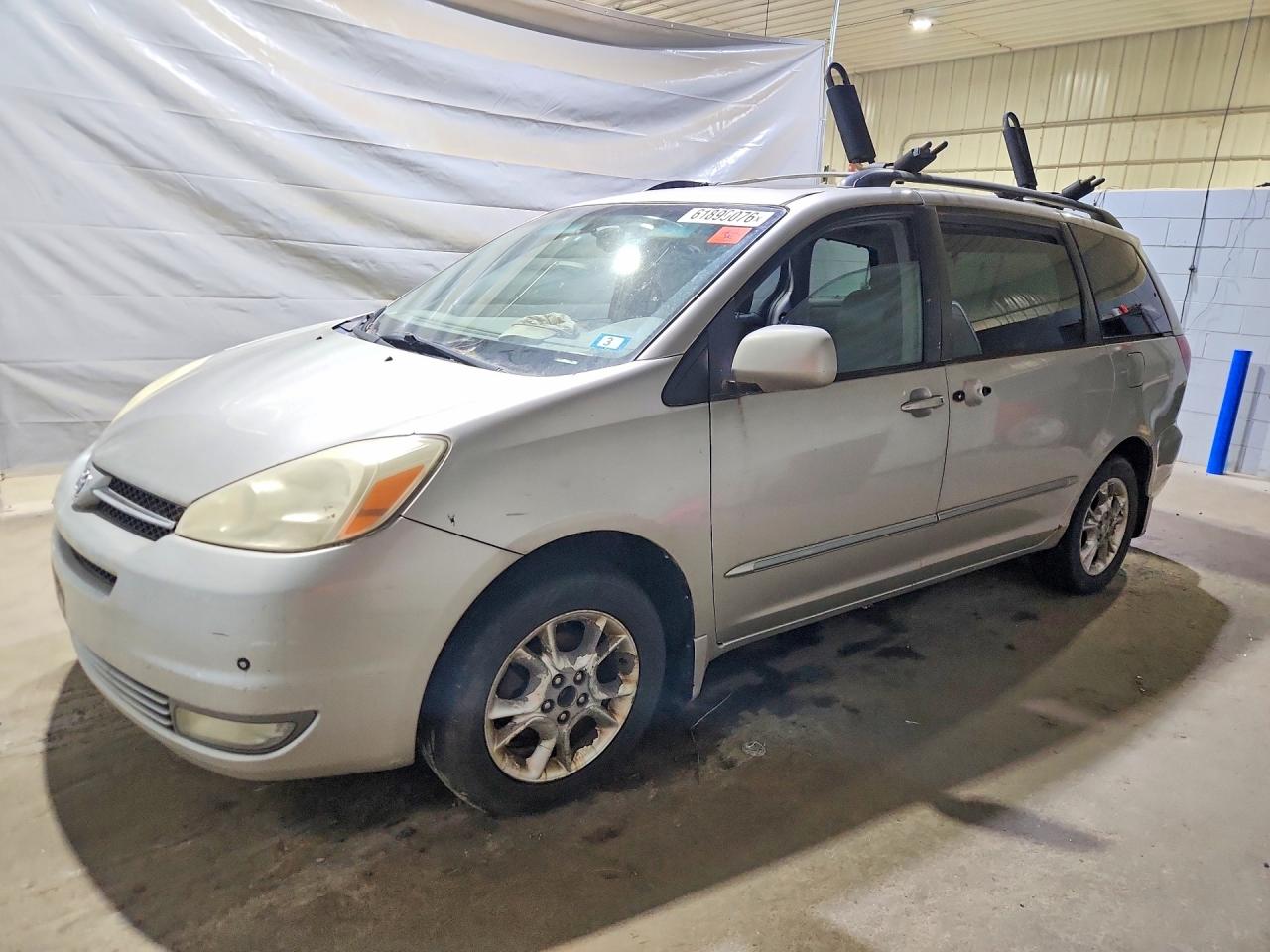 2005 TOYOTA SIENNA