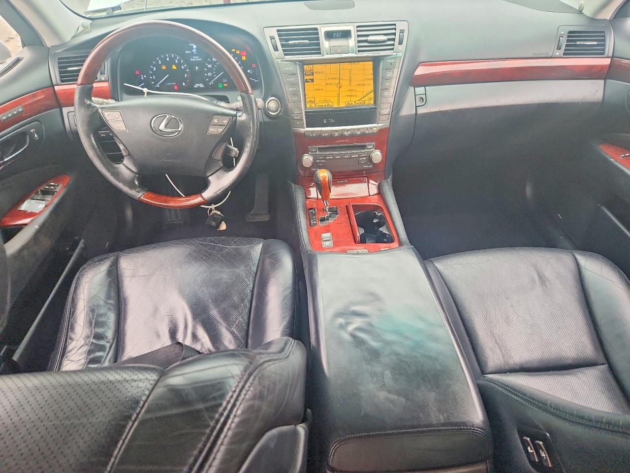 2010 LEXUS LS460