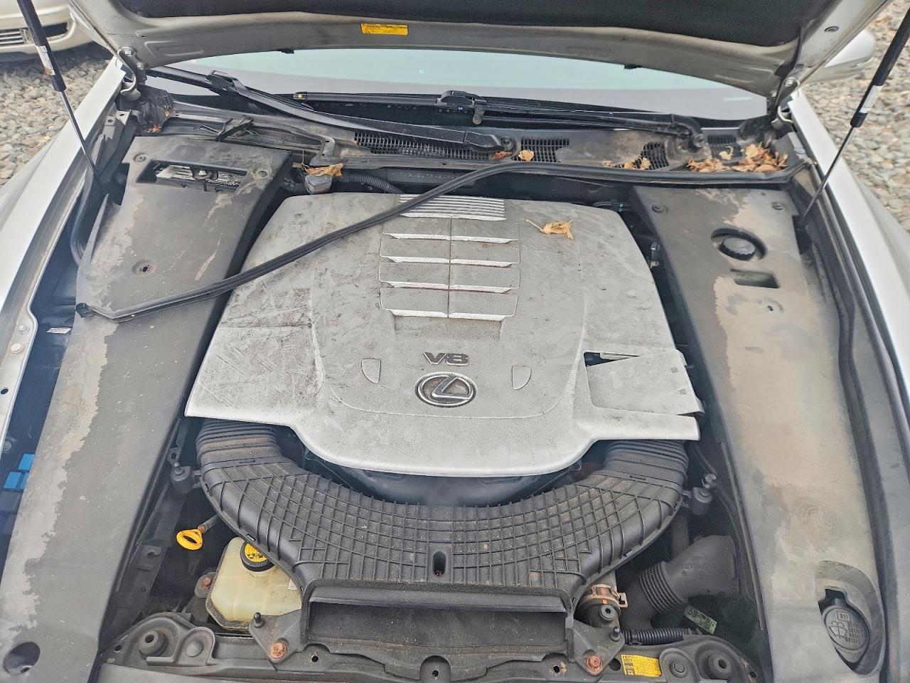 2010 LEXUS LS460