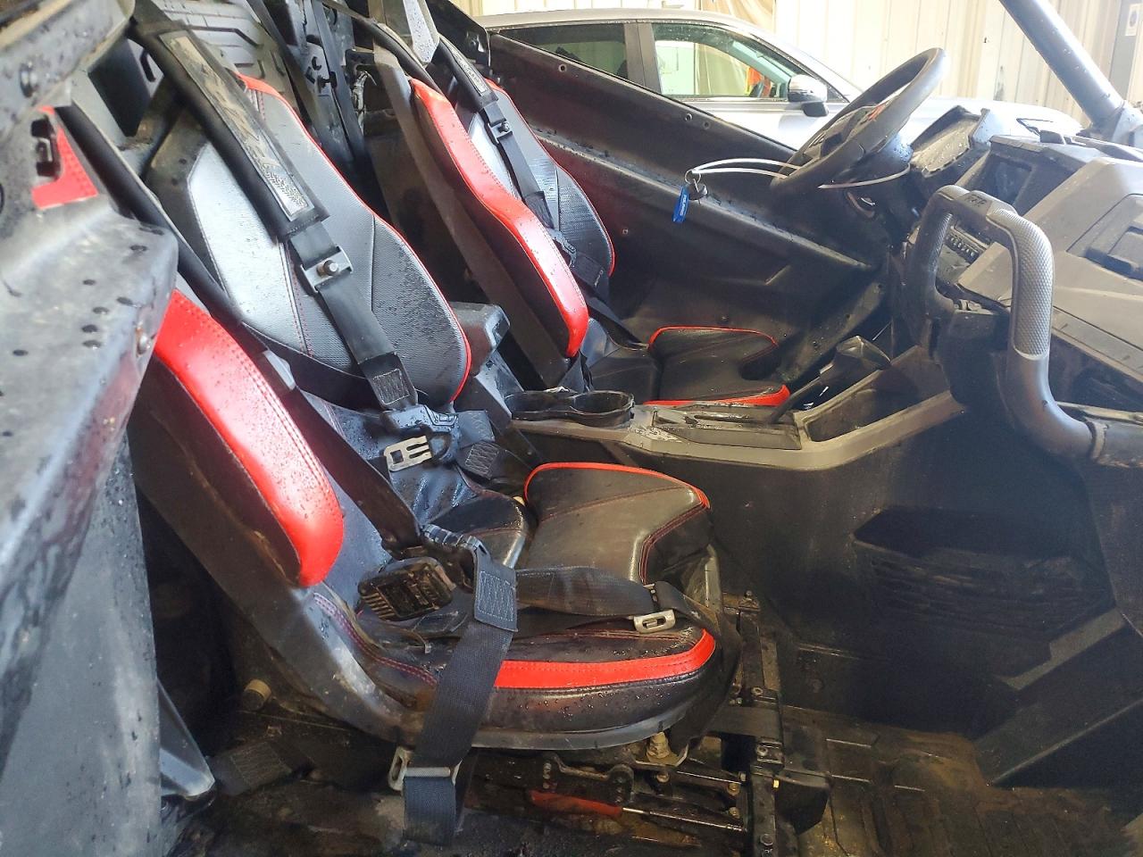 2022 POLARIS SIDEBYSIDE