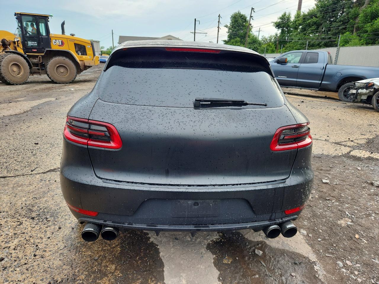 2015 PORSCHE MACAN
