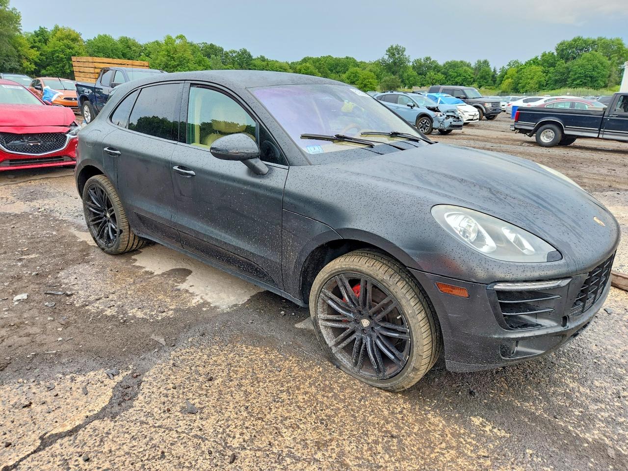 2015 PORSCHE MACAN