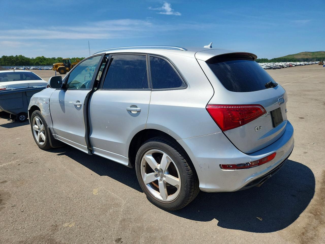 2012 AUDI Q5