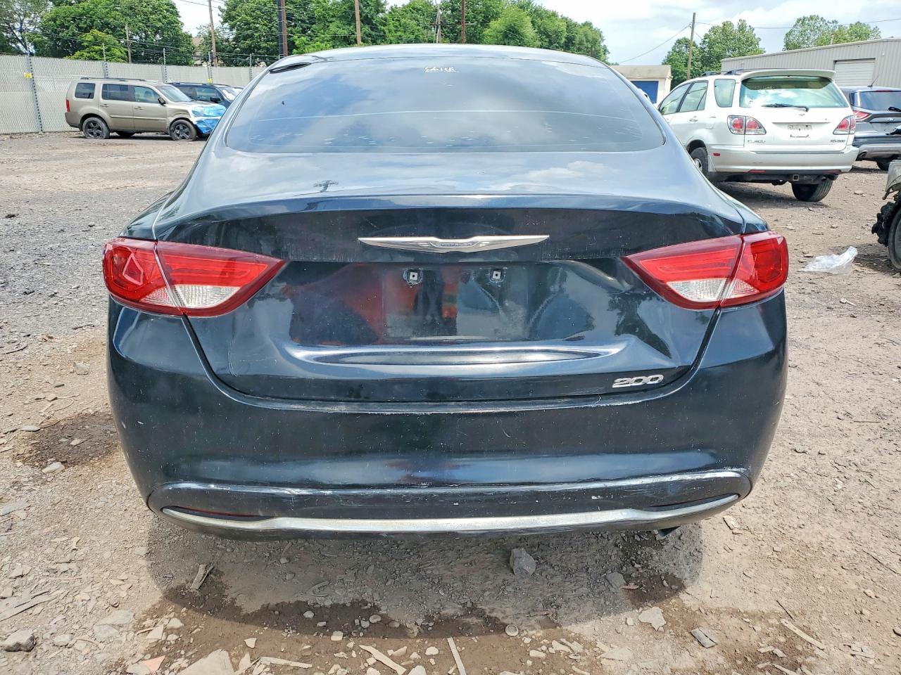 2015 CHRYSLER 200