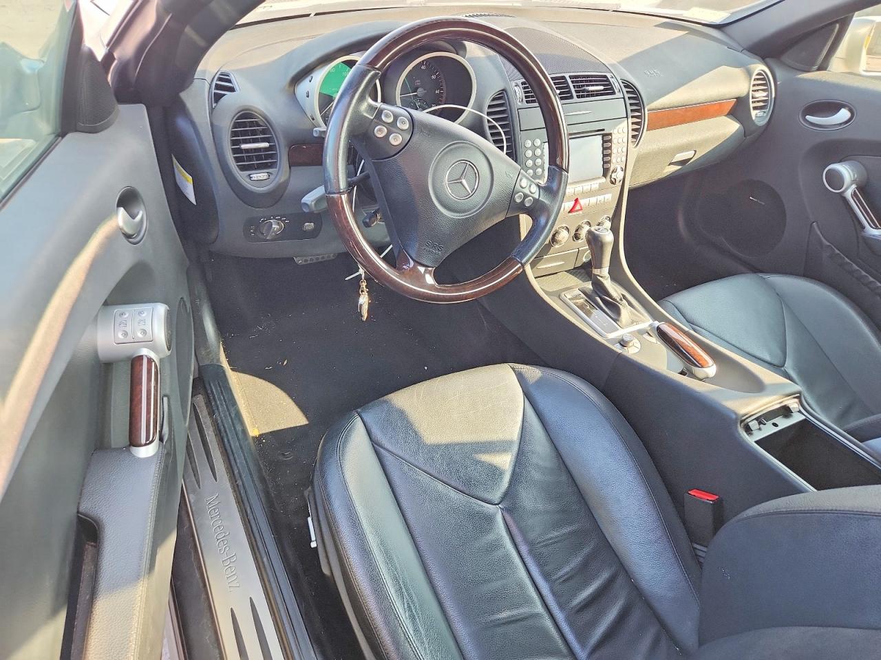 2006 MERCEDES-BENZ SLK-CLASS