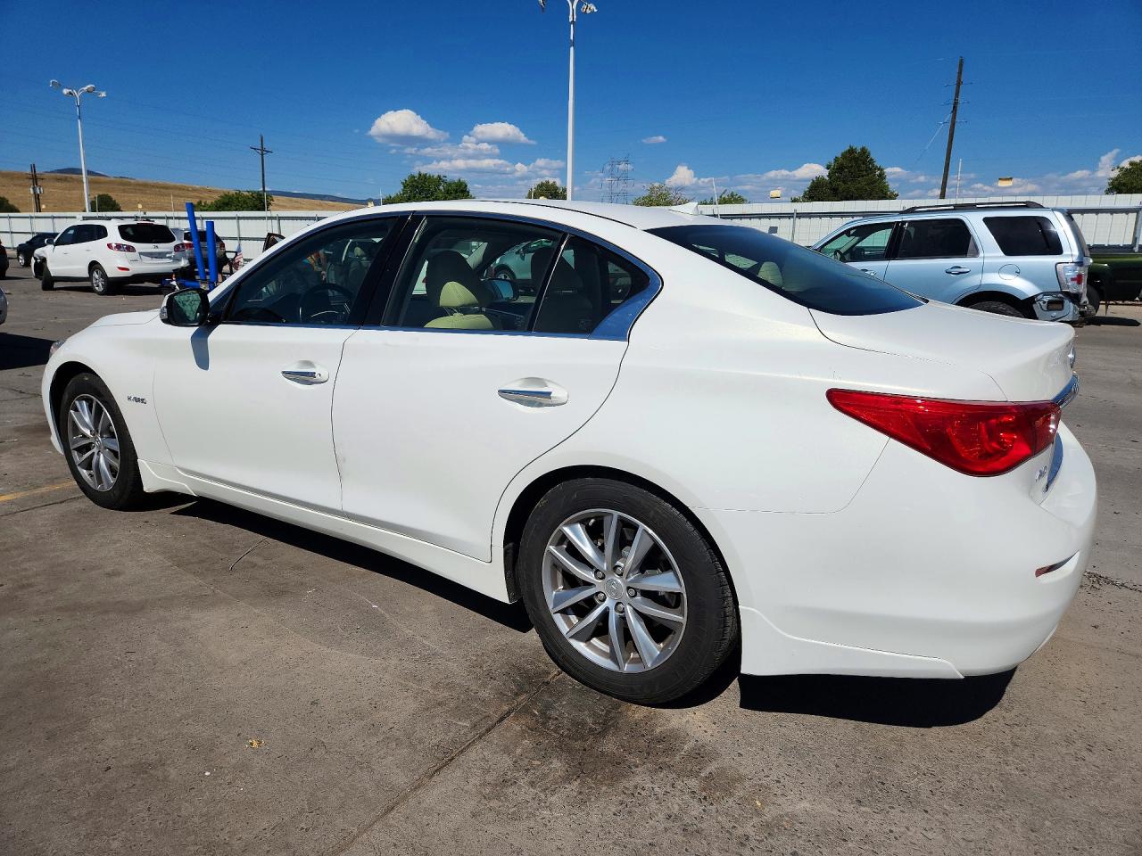 2014 INFINITI Q50