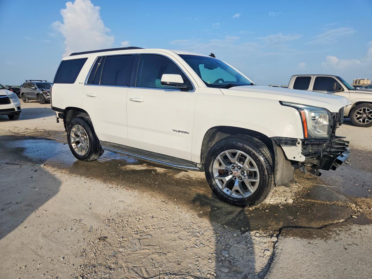 2015 GMC YUKON