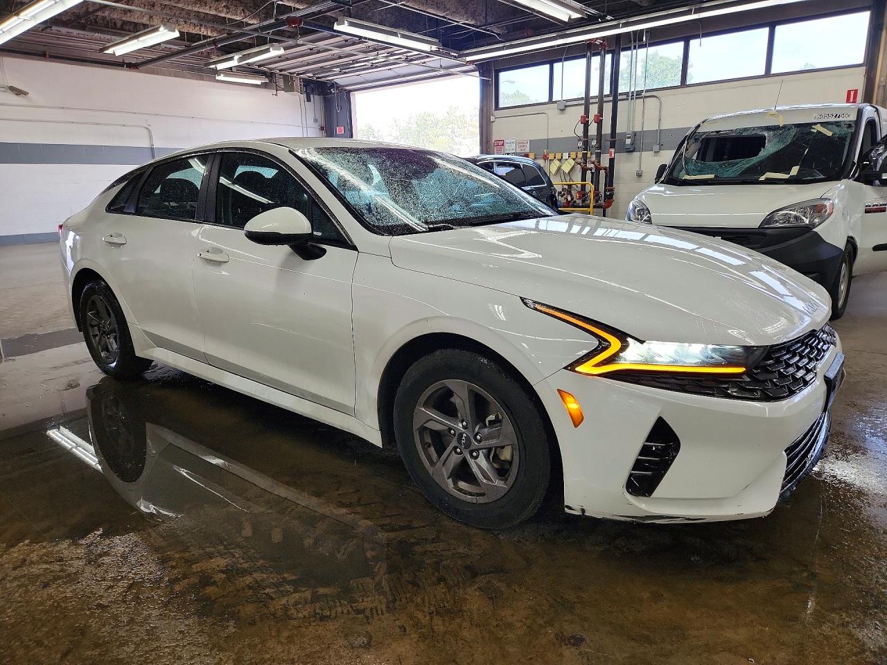 2023 KIA K5