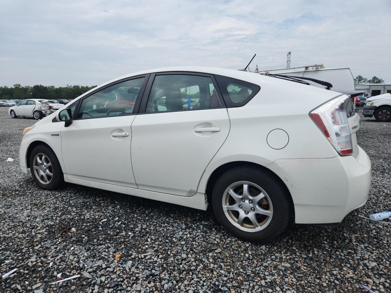 2011 TOYOTA PRIUS
