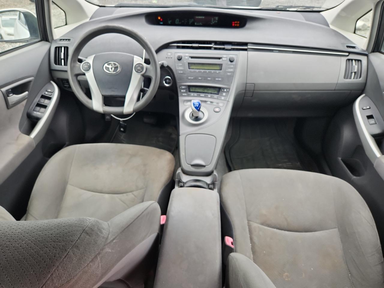 2011 TOYOTA PRIUS