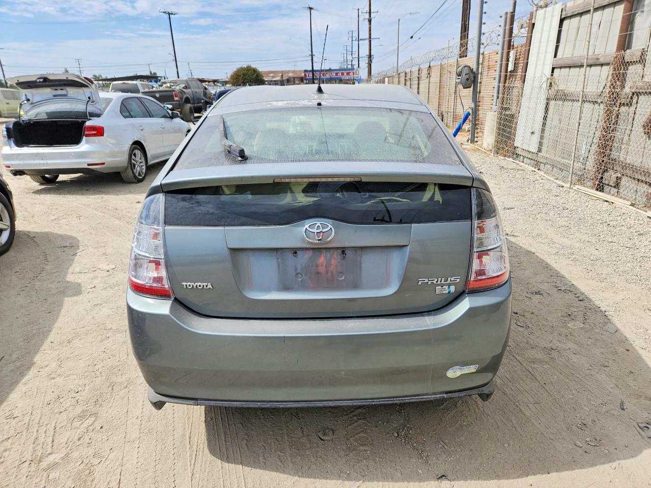 2004 TOYOTA PRIUS