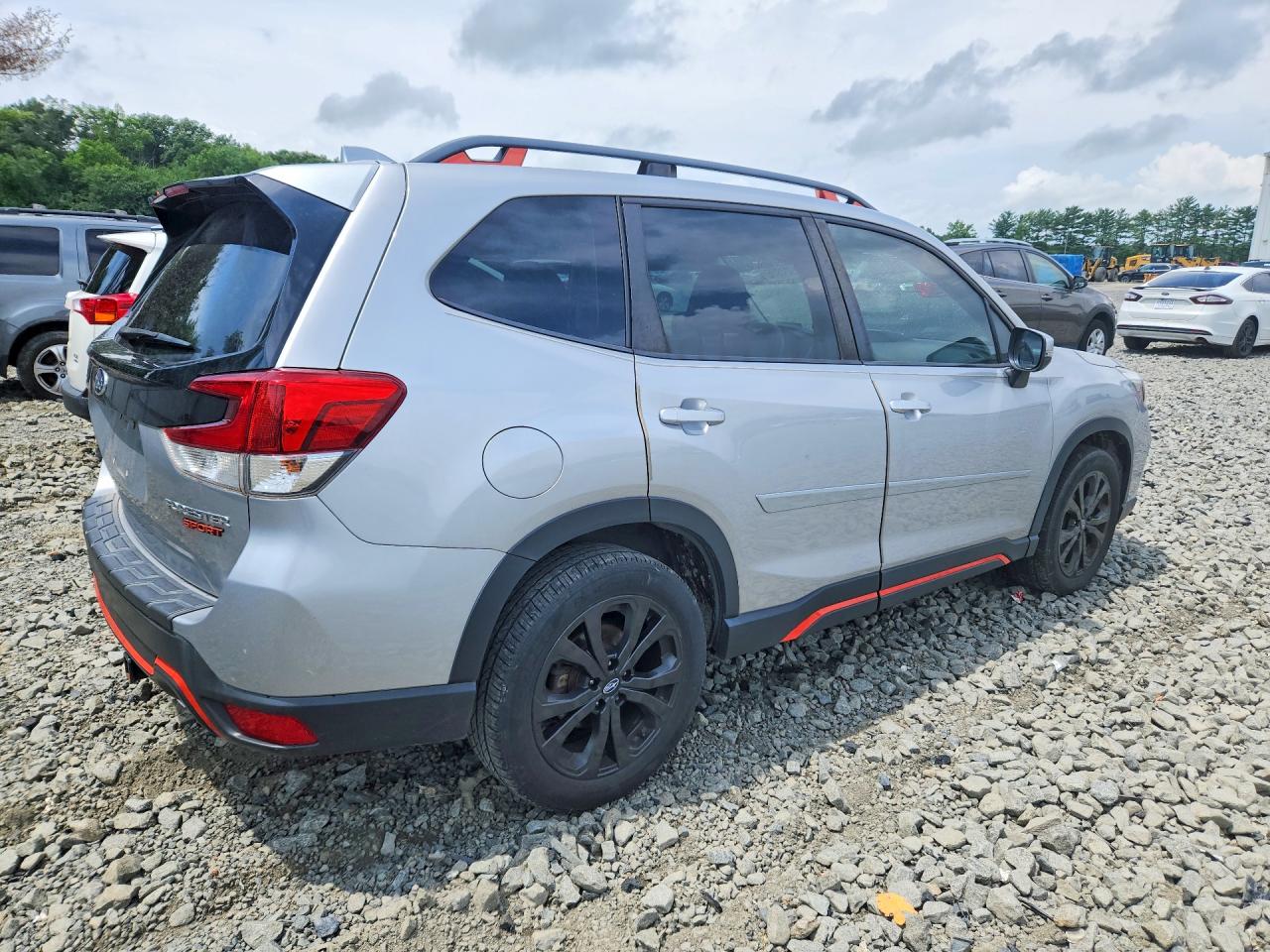 2019 SUBARU FORESTER