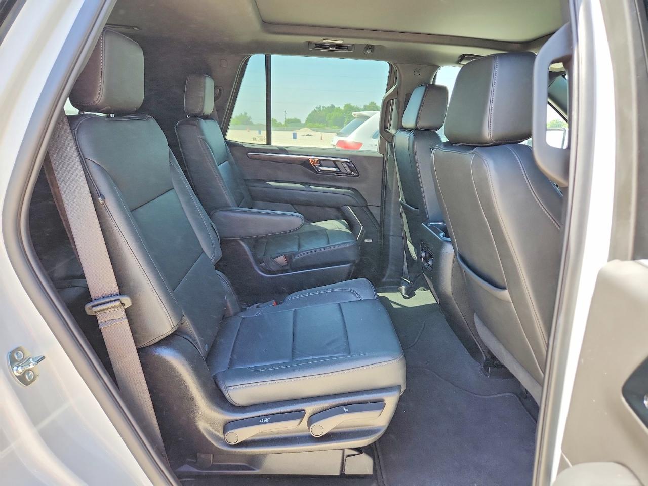 2025 CHEVROLET TAHOE