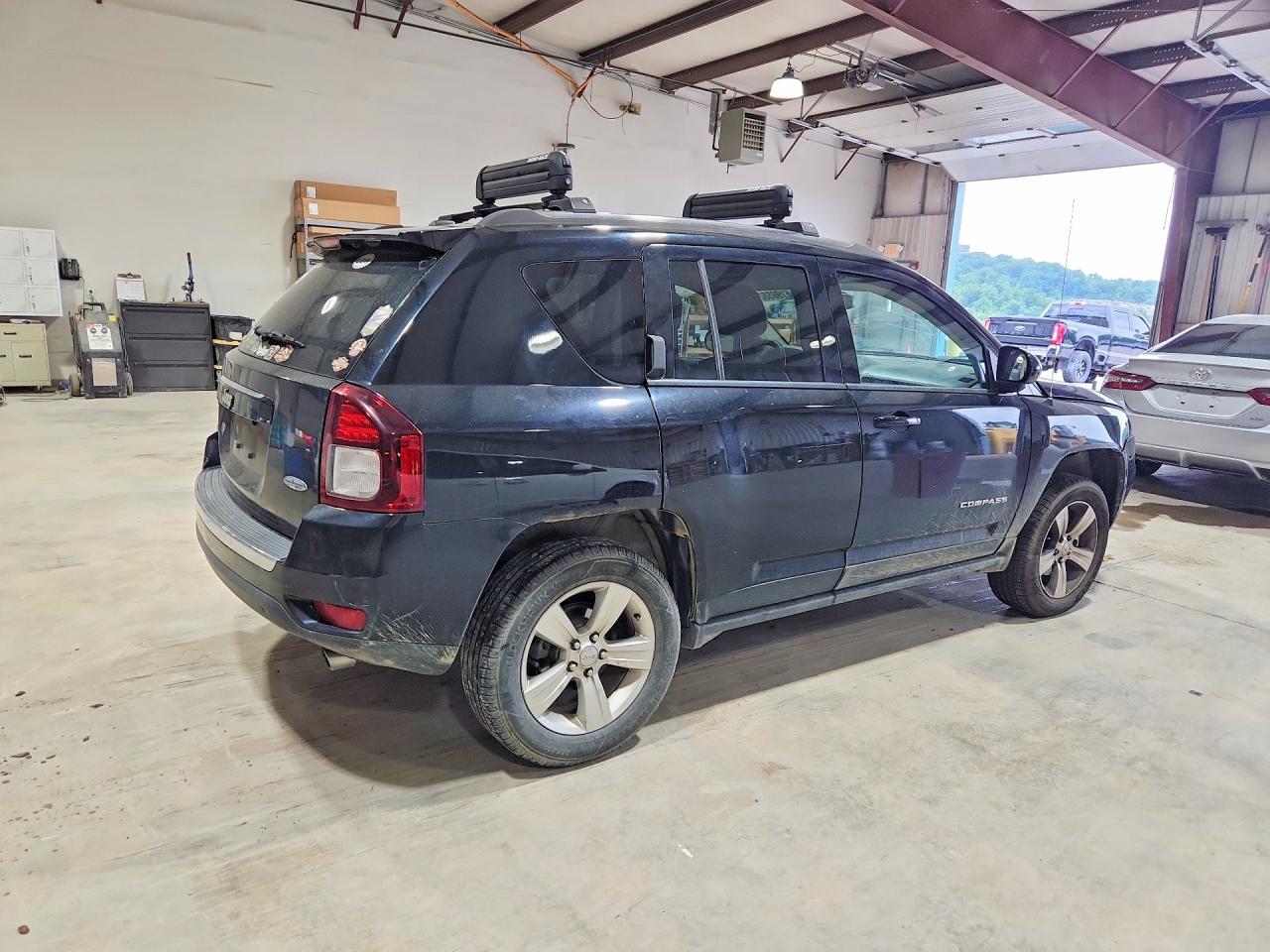 2017 JEEP COMPASS