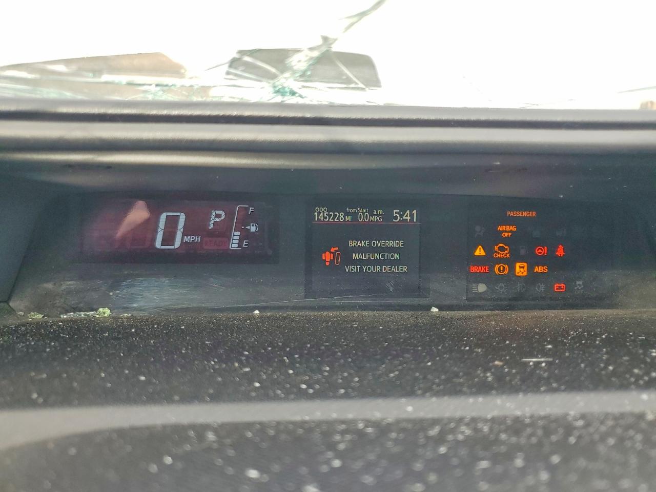 2015 TOYOTA PRIUS C TH