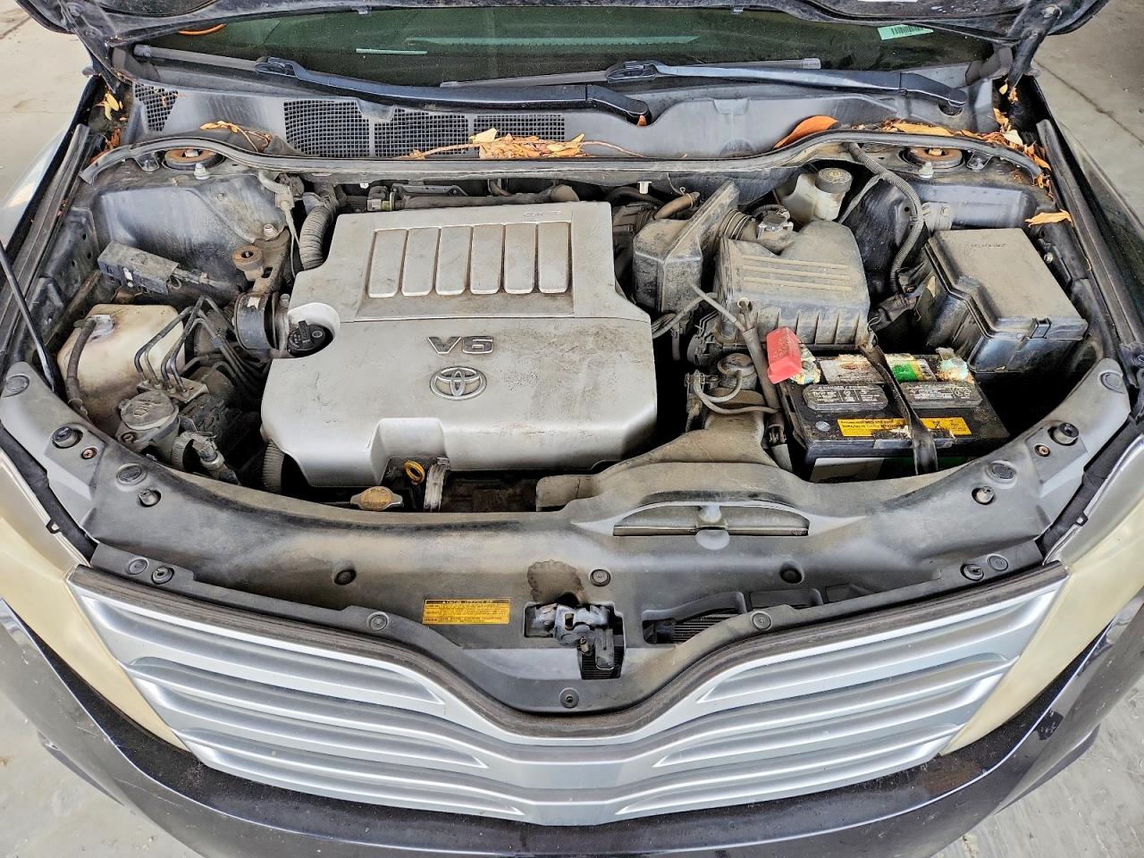 2010 TOYOTA VENZA