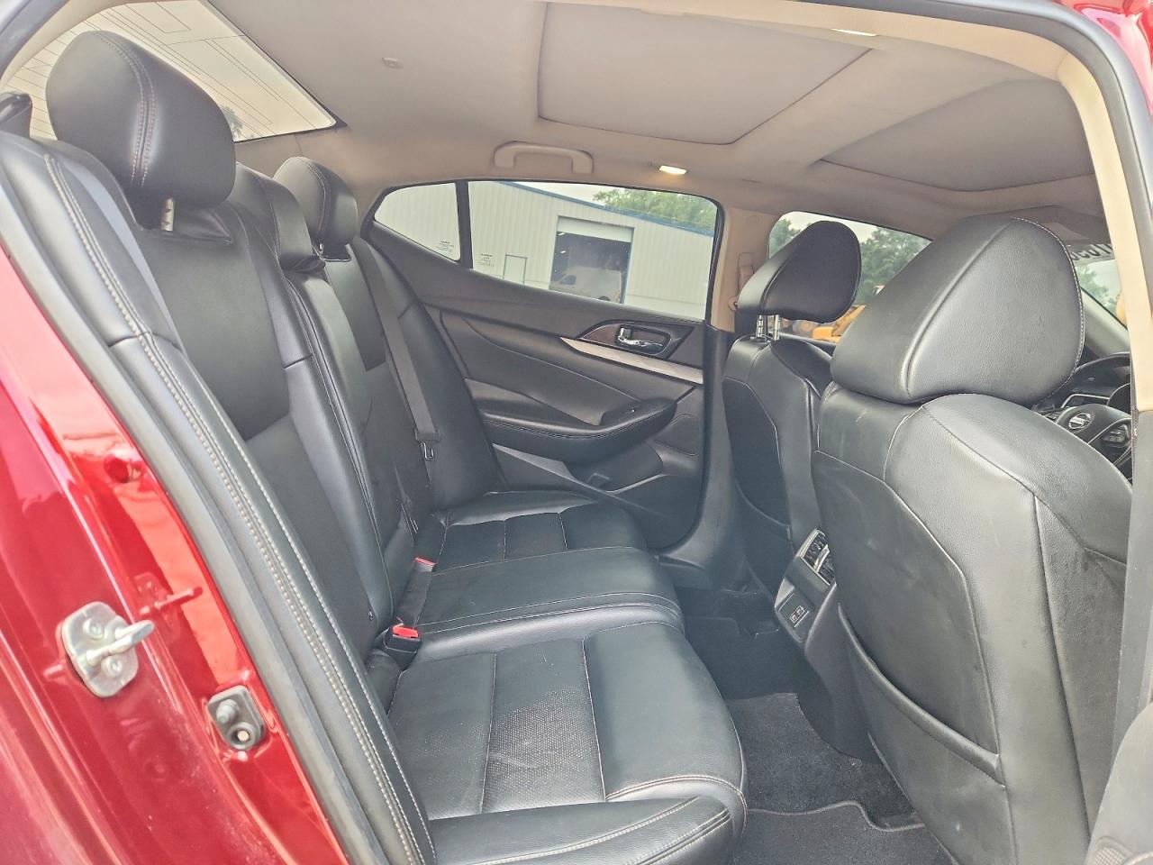2018 NISSAN MAXIMA