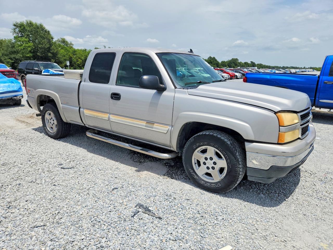 2006 CHEVROLET SILVERADO