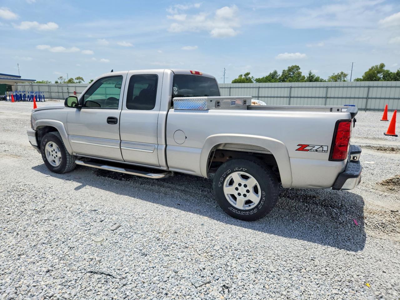 2006 CHEVROLET SILVERADO