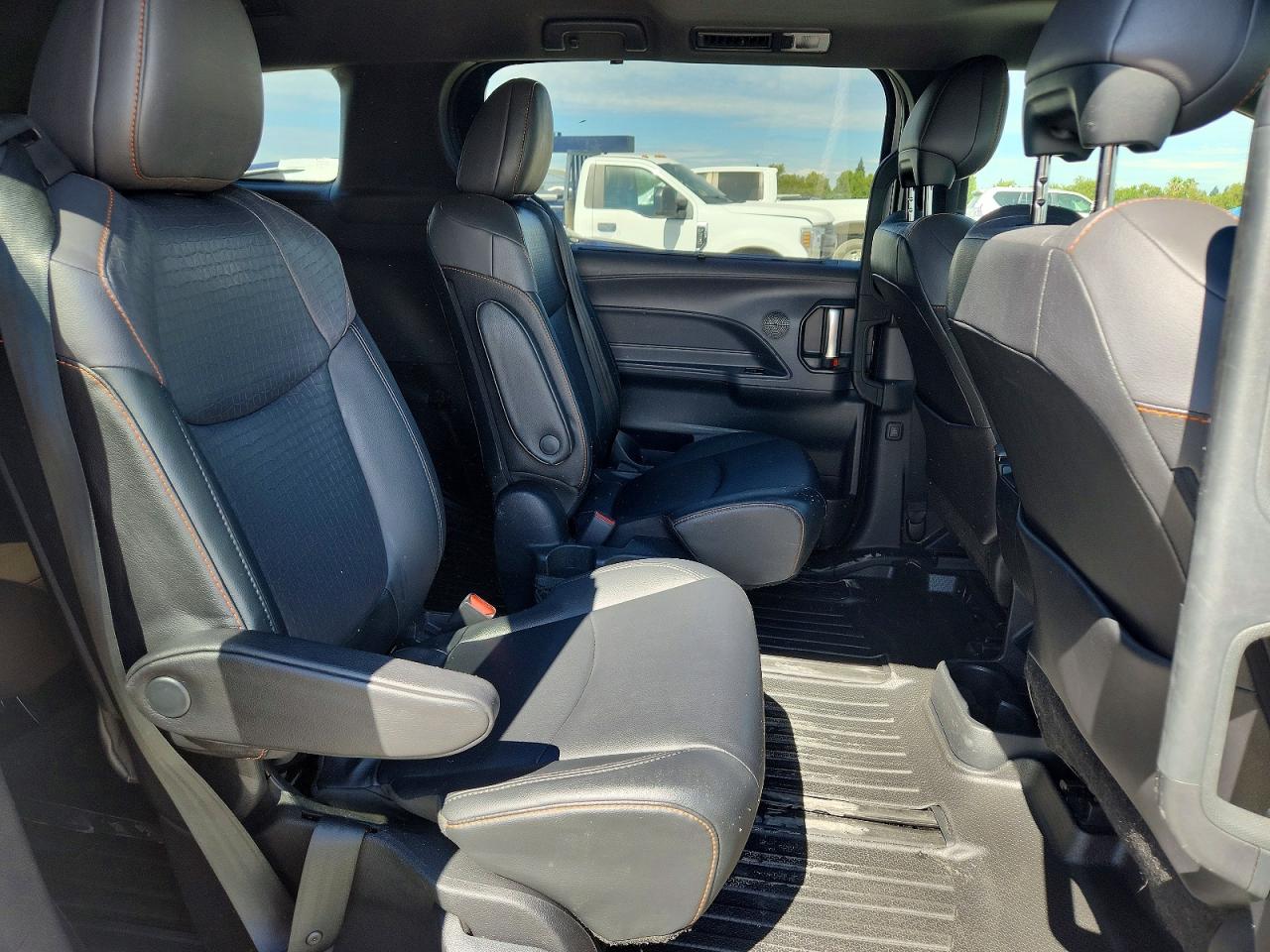 2021 TOYOTA SIENNA