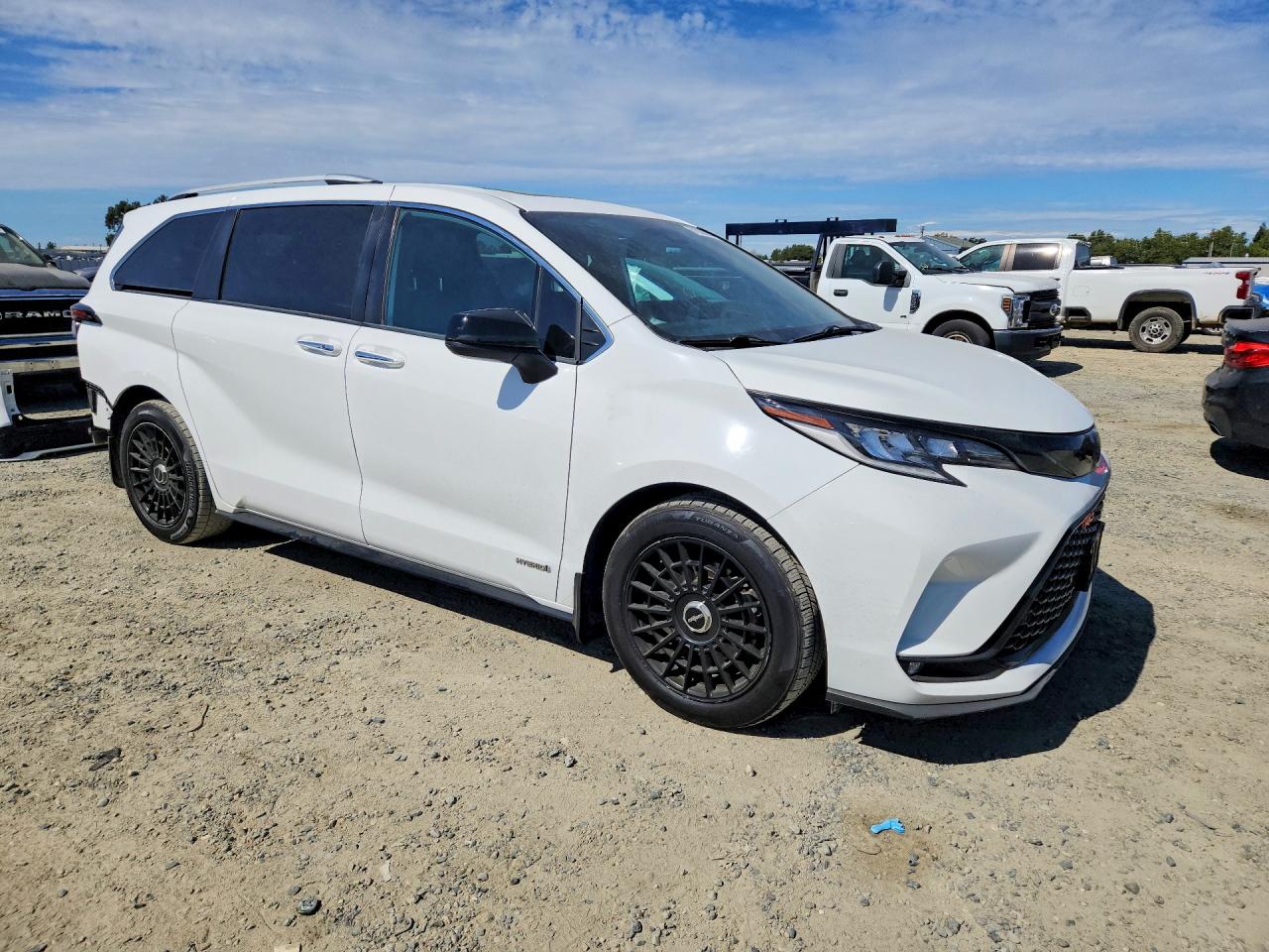 2021 TOYOTA SIENNA