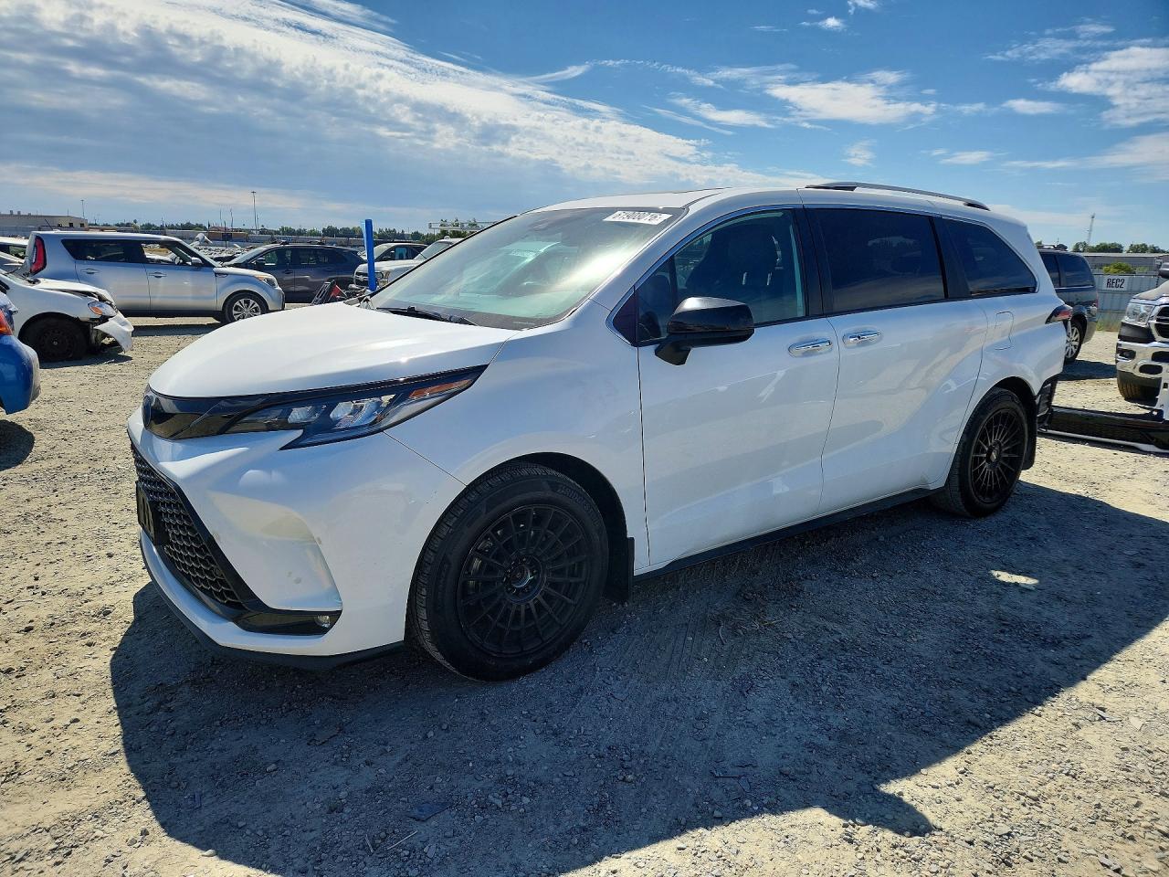 2021 TOYOTA SIENNA