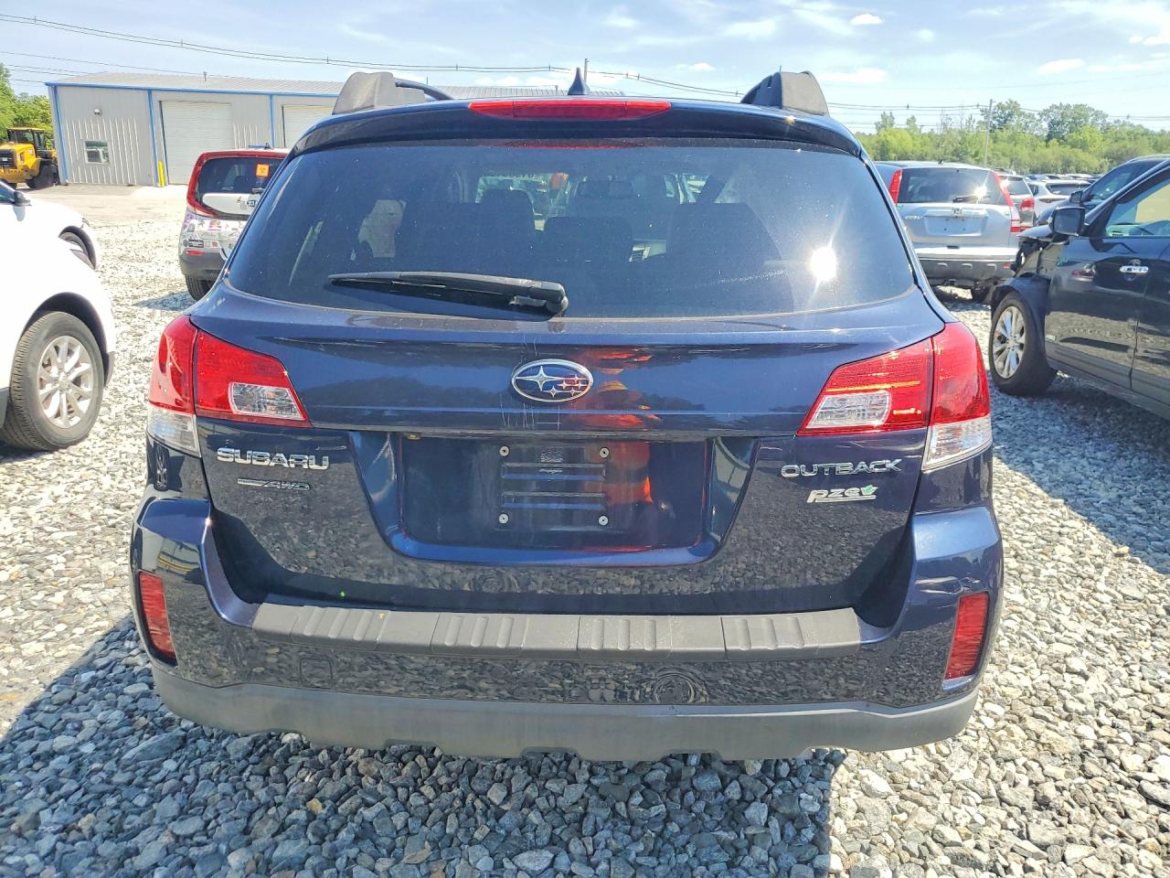 2014 SUBARU OUTBACK