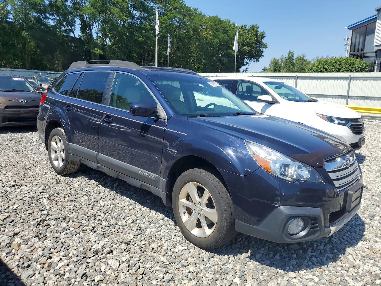2014 SUBARU OUTBACK