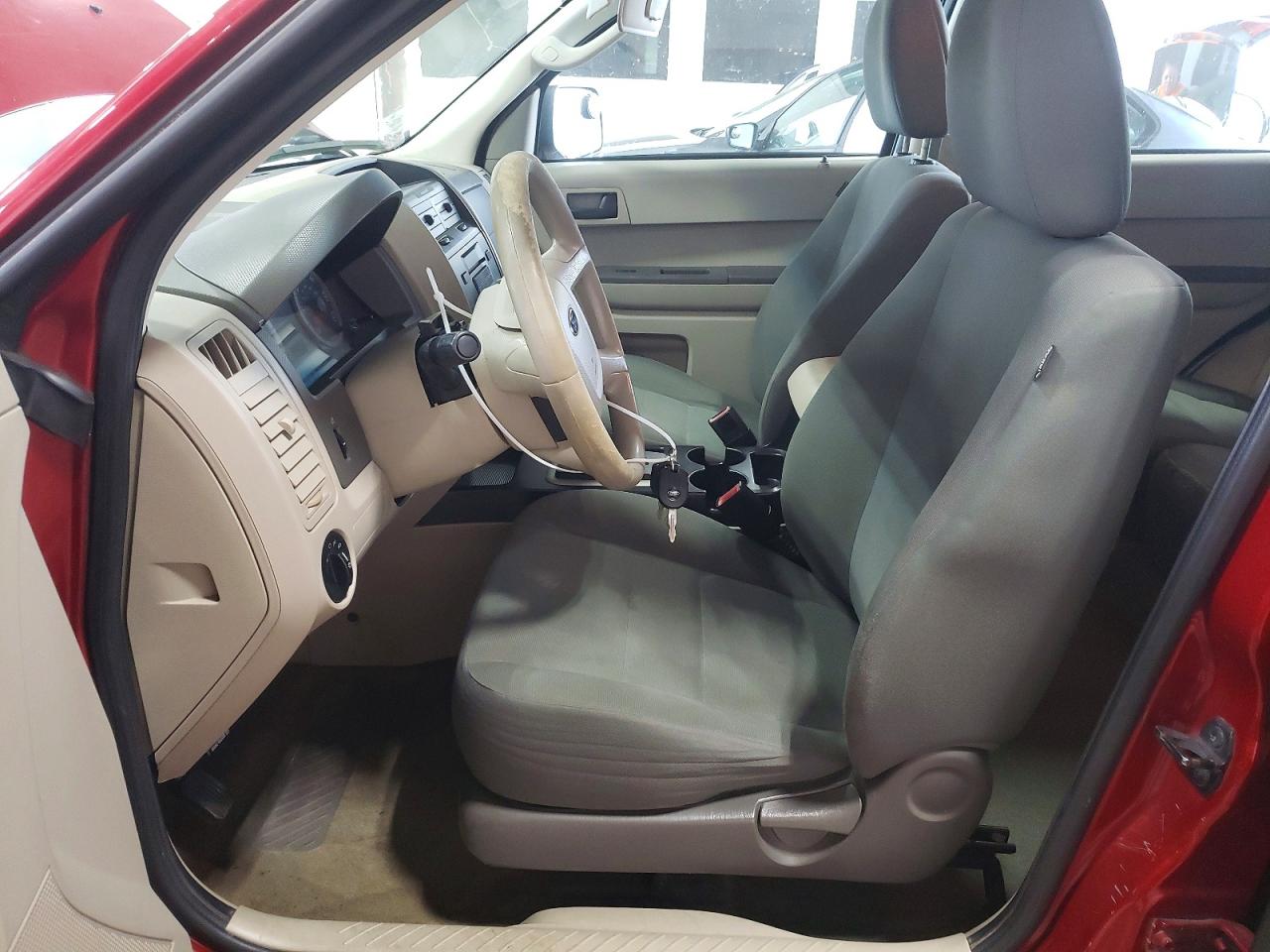 2009 FORD ESCAPE