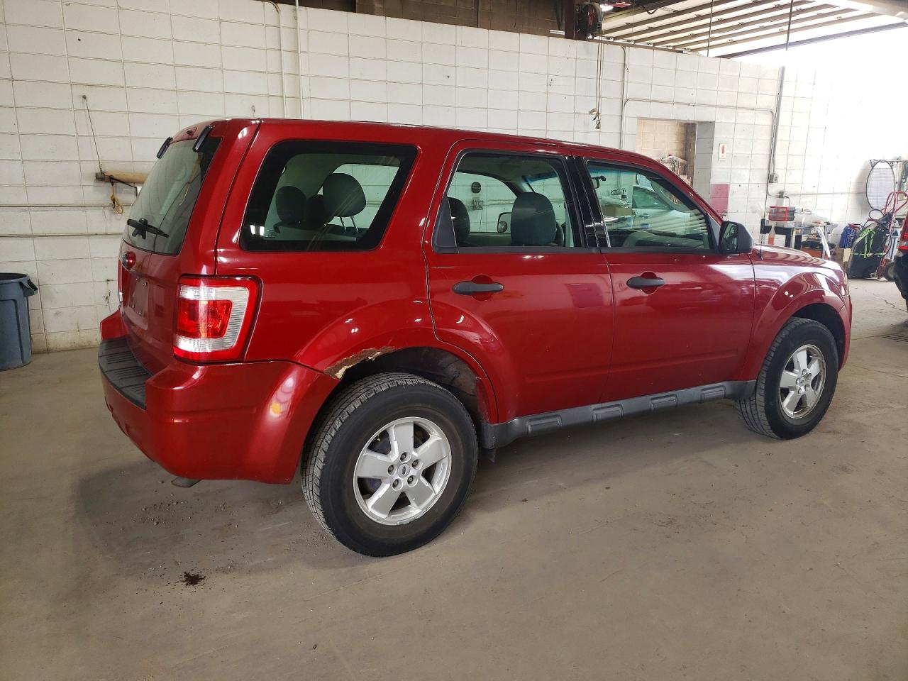2009 FORD ESCAPE