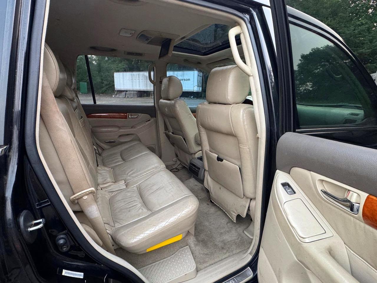 2003 LEXUS GX