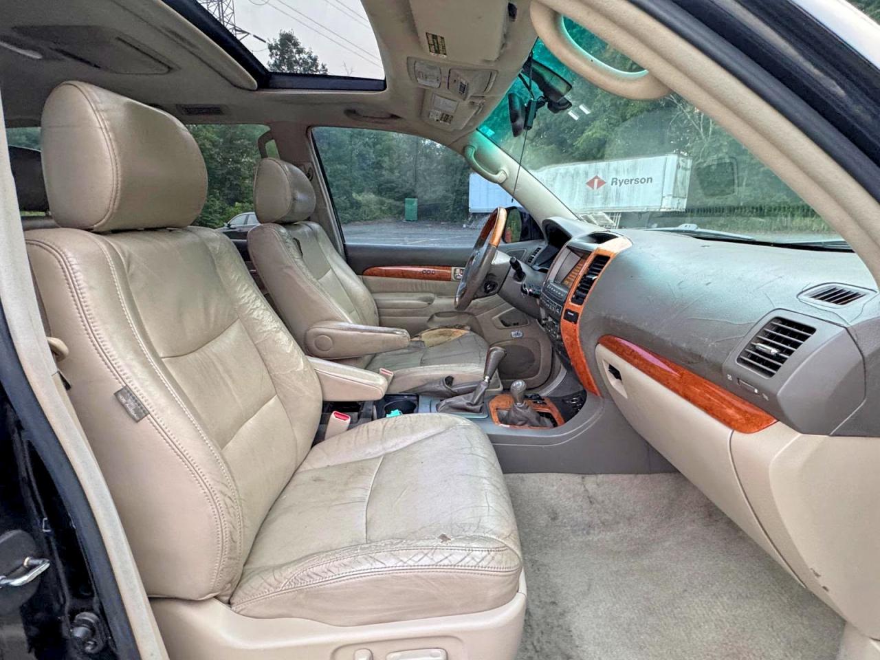 2003 LEXUS GX