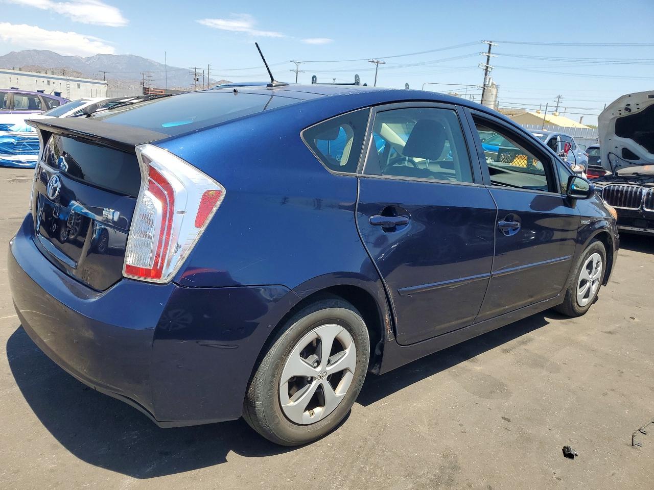 2012 TOYOTA PRIUS