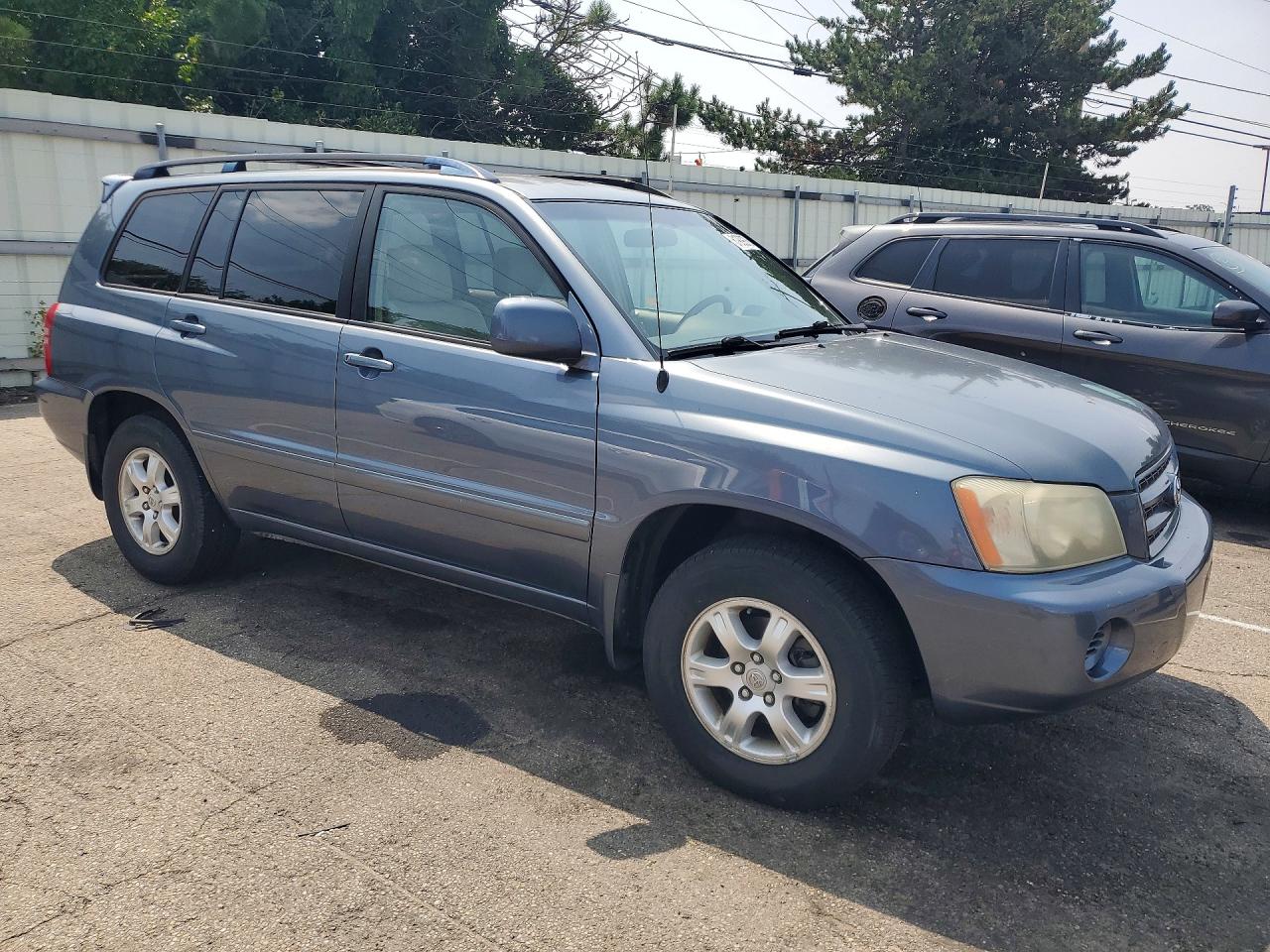 2003 TOYOTA HIGHLANDER