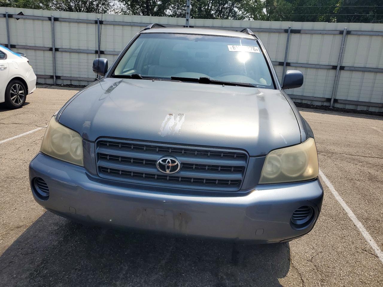 2003 TOYOTA HIGHLANDER