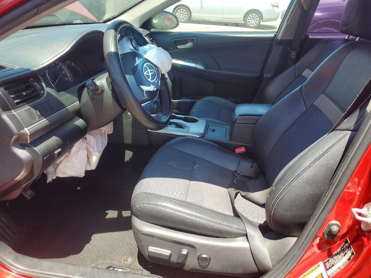 2014 TOYOTA CAMRY
