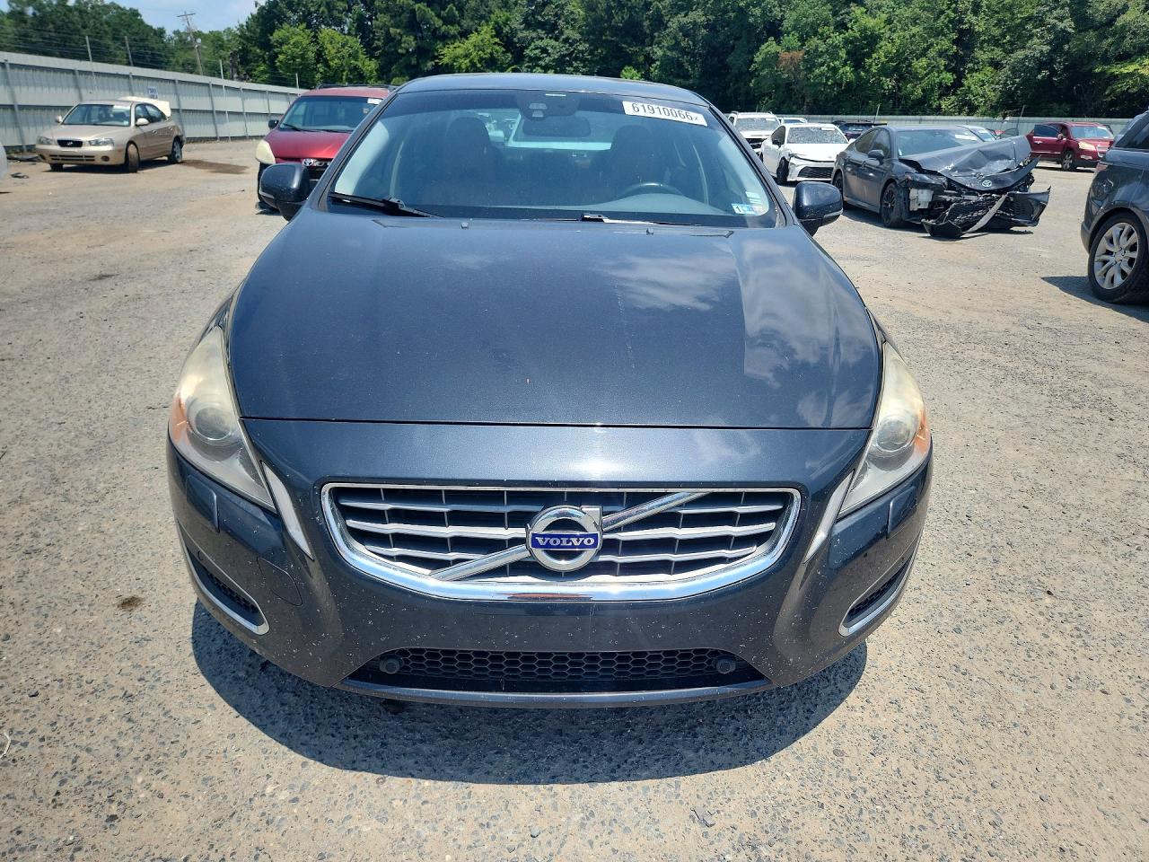 2013 VOLVO S60