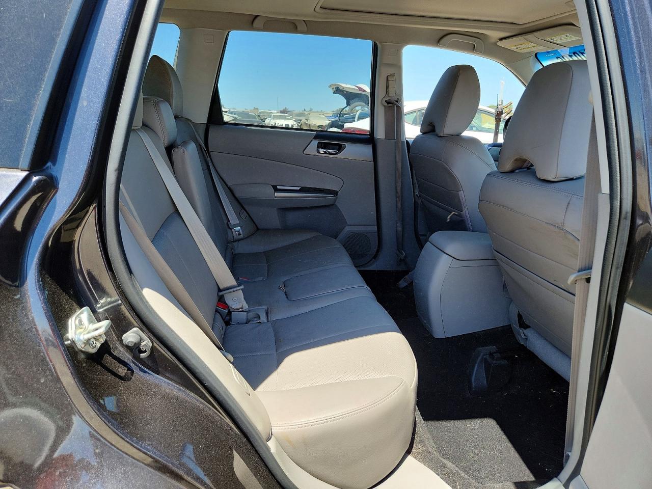 2011 SUBARU FORESTER