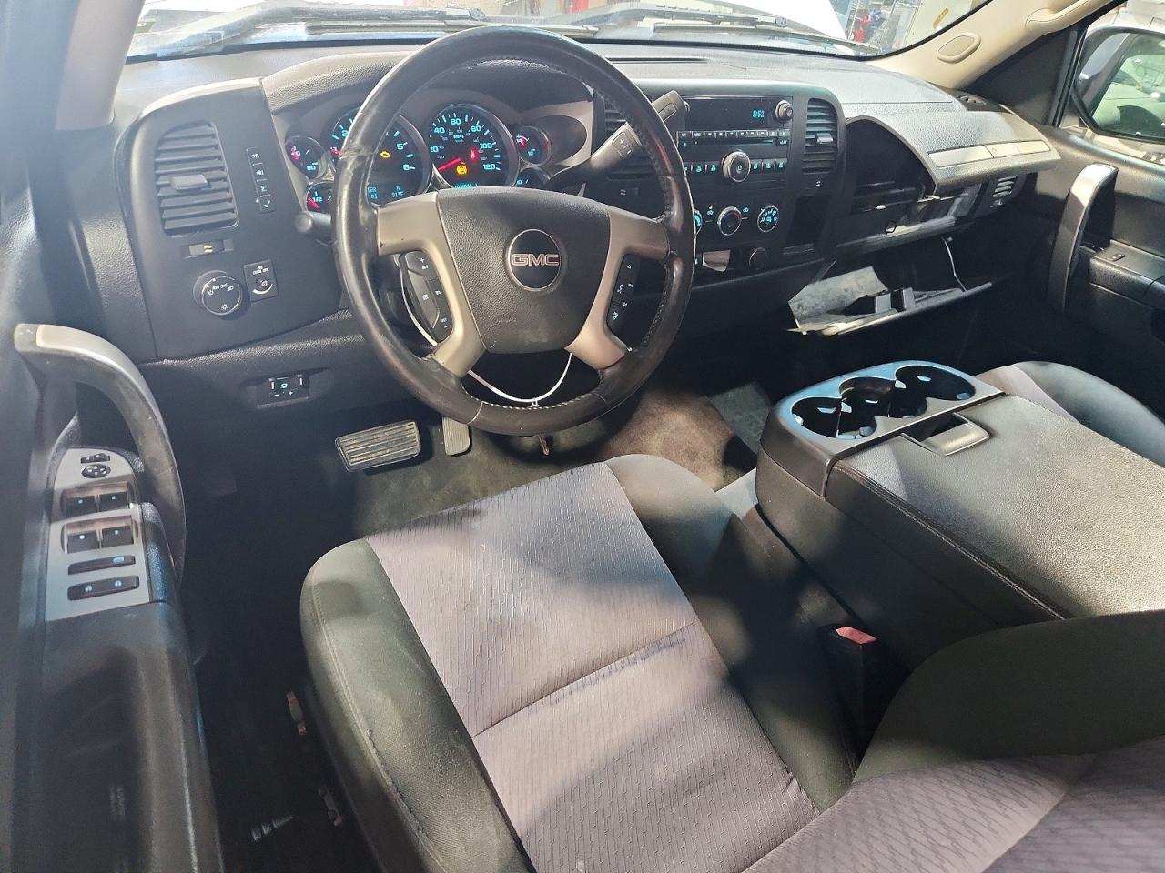 2011 GMC SIERRA