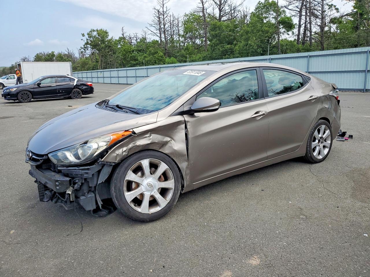 2012 HYUNDAI ELANTRA